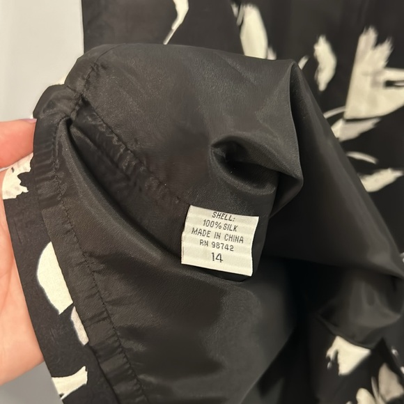 NWT - Nieman Marcus Exclusive Silk Skirt - Picture 16 of 16